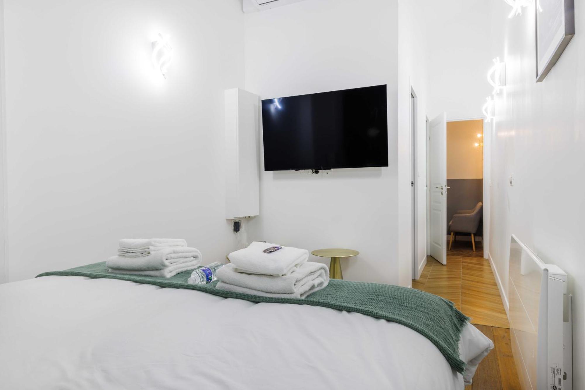 Charmant Appartement 2Br-6P - Gare De L'Est París Exterior foto